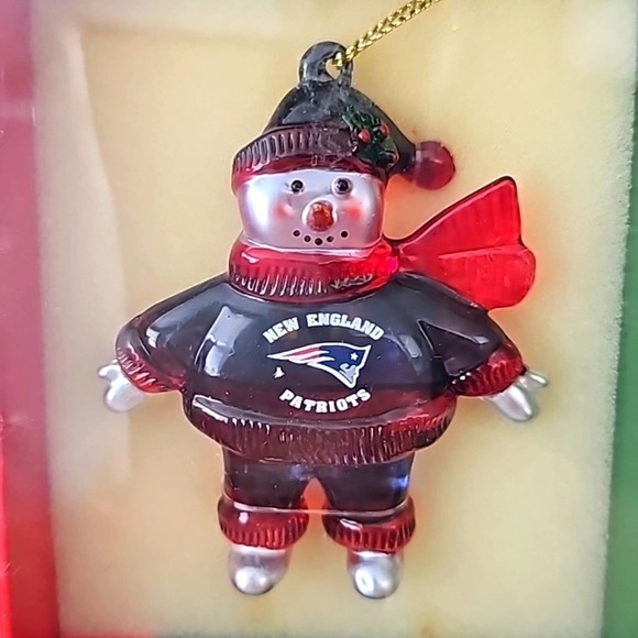 NFL Scottish Christmas New England Patriots Crystal Snowman Hand-Crafted 2.75" T - Picture 5 of 6